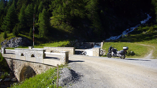 Umbrailpass, Naturstrasse