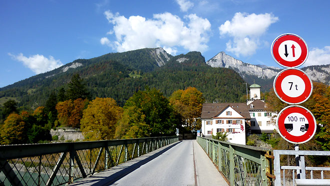 Brücke über den Rhein bei Tamins/Reichenau