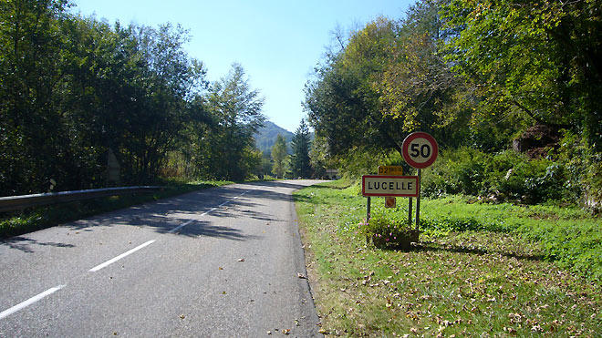 Das französische Dorf Lucelle naht