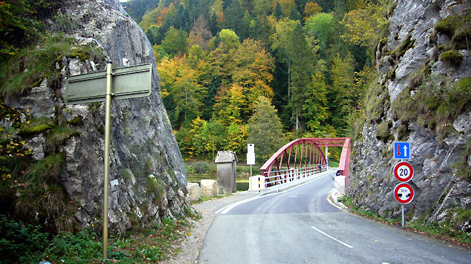 Grenzbrücke über den Doubs
