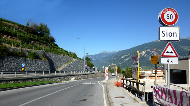 Sion, Start / Ende der Sanetsch Einweg-Passstrasse