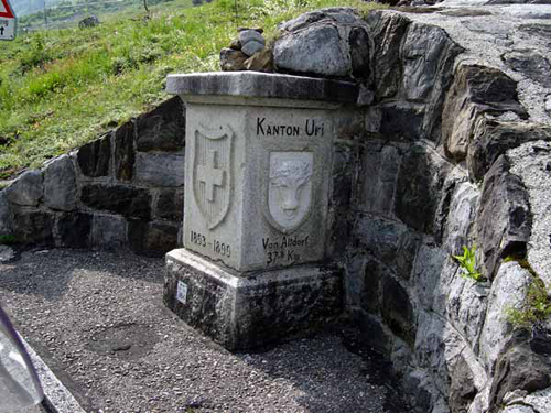 Hinauf zum Klausenpass