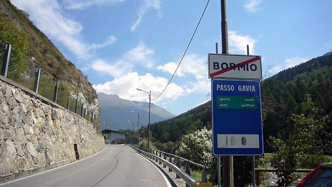 Passbeginn bei Bormio