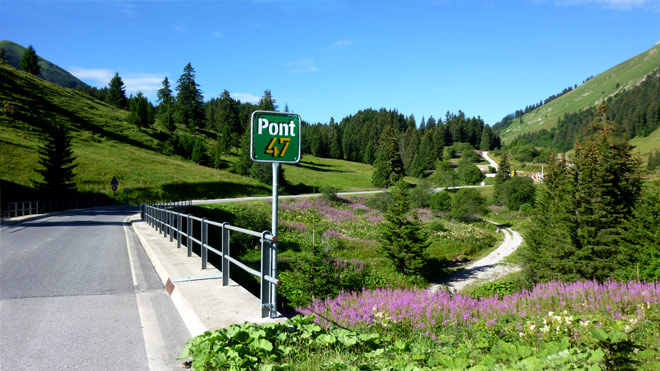 Ende der Militärstrasse nach der Pont 47