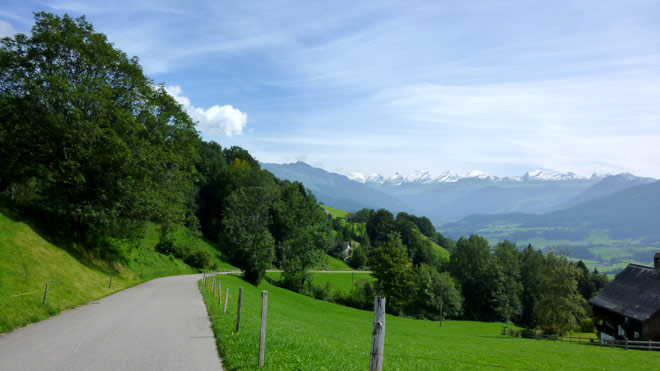 Strasse nach Neu St. Johann