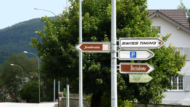 Folge dem braunen Wegweiser Richtung Le Jean Brevin