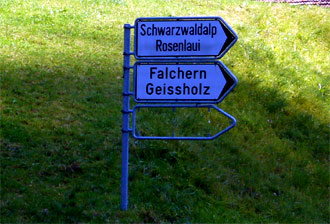 Wegweiser Richtung Rosenlaiu