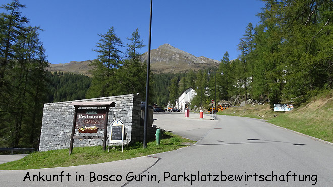 Ankunft in Bosco Gurin, ganzes Dorf verkehrsfrei
