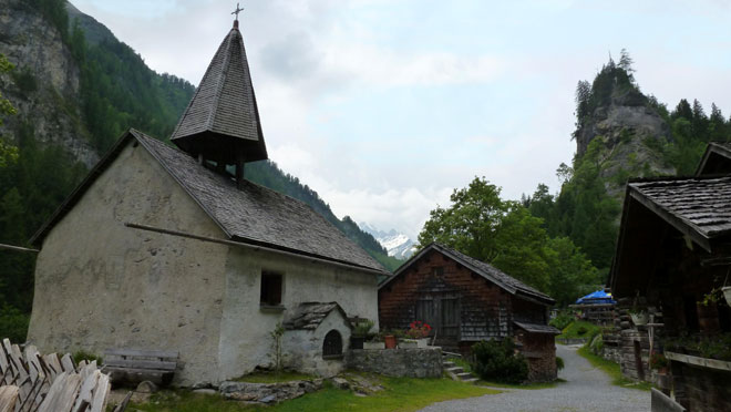 Auf der Staumauer Gigerwald