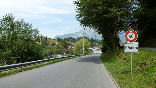 Auf der Staumauer Gigerwald