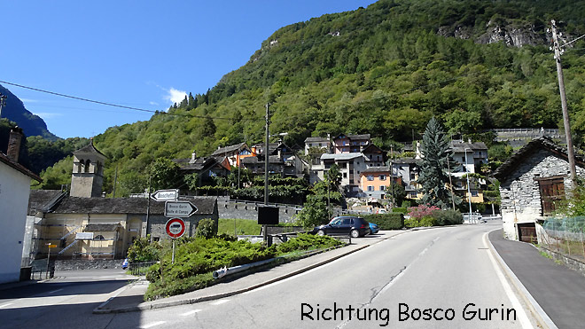 In Cevio, Richtung Bosco Gurin fahren