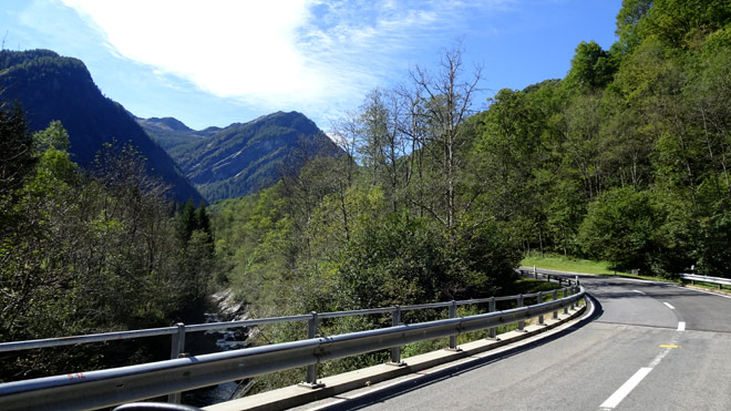 Richtung Cerentino