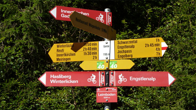 Anfangs des Gentals steht dieser Wegweiser: Gental 1195 m.ü.M.