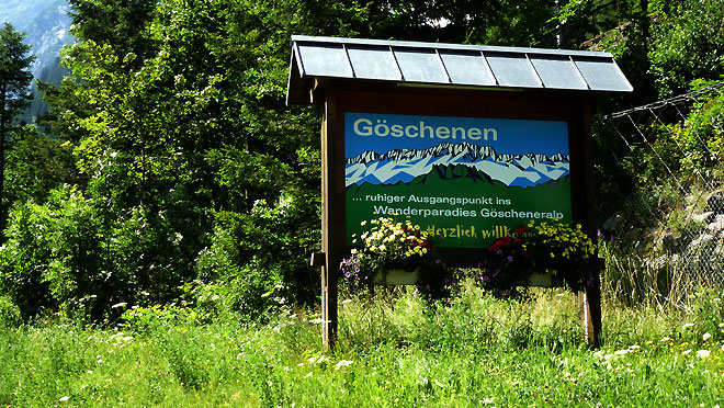 Hinweistafel, Wandergebiet Göscheneralp