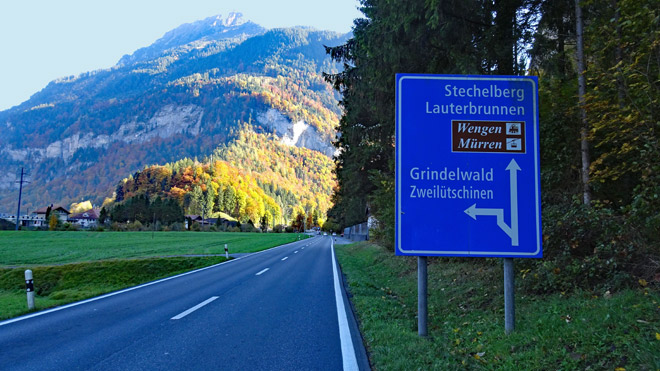 Start / Ziel dieser Strecke ist der Abzweig Grindelwald / Lauterbrunnen, Richtung Lauterbrunnen und weiter nach Isenfluh fahren