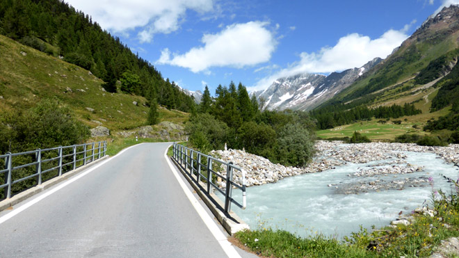 Richtung Fafleralp, Brücke über die Lonza