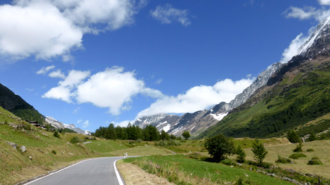Wunderschöne Landschaft Richtung Fafleralp