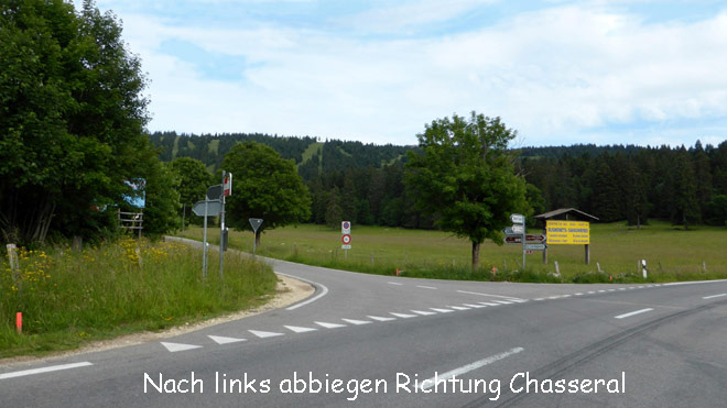 Nach links Richtung Chasseral abbiegen