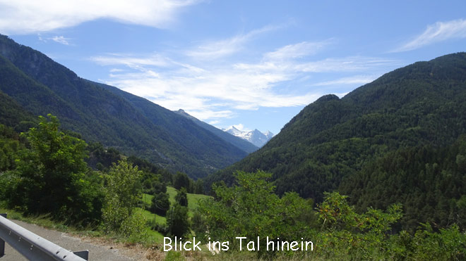 Blick ins Tal hinein