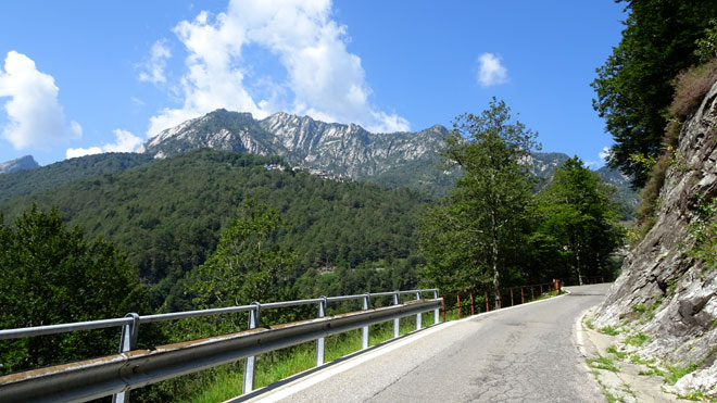 Richtung Moneto