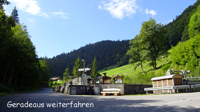 Geradeaus weiterfahren