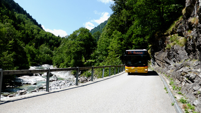 Im Valle di Vergelotto verkehrt das Postauto