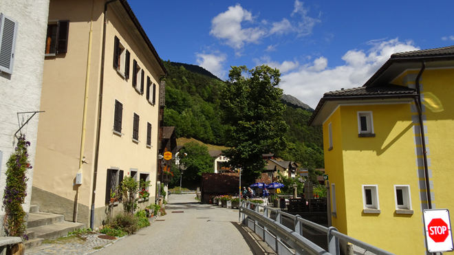 Dorfstrasse Mairengo