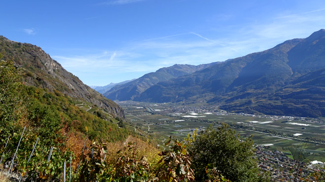 Blick hinunter ins Rhonetal