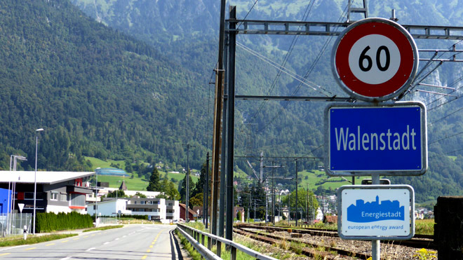 Walenstadt (SG), Start und Ziel einer Fahrt hinauf zum Paxmal (Mahnmahl für den Frieden), und zurück