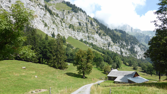 Fussweg Richtung Paxmal