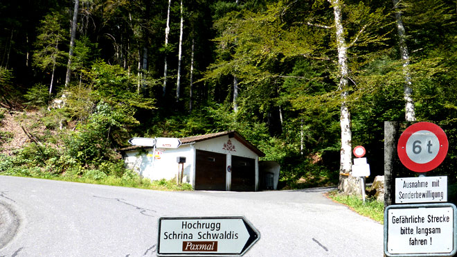 Rechts abbiegen, Richtung Paxmal