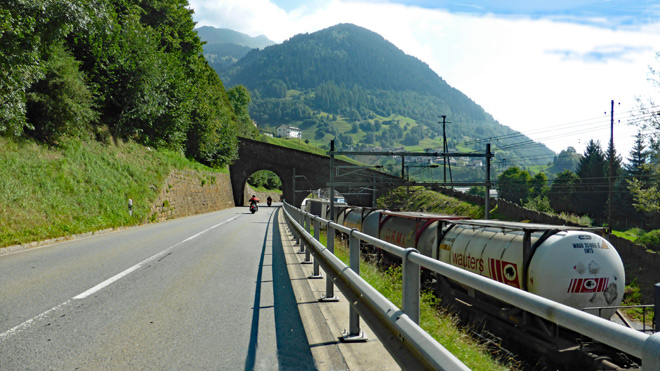 Hauptstrasse nach Airolo (TI)