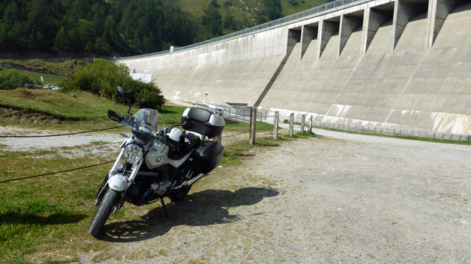 Staumauer, Parkplatz