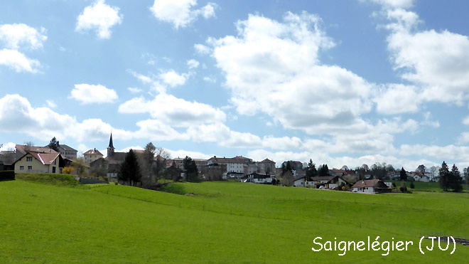 Saignelégier (JU), Start / Ziel deiner Fahrt Richtung Consolation-Maisonettes und auf Umwegen nach Yverdon-les-Bains