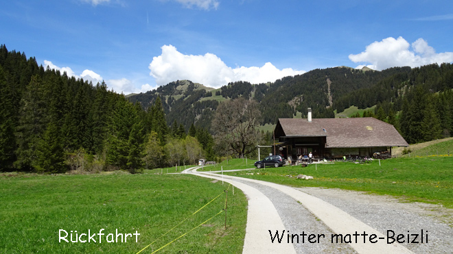 Rückfahrt, vorne rechts das Winter matte-Beizli