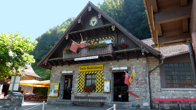 Talstation der Seelisberg - Treib Drahtseilbahn