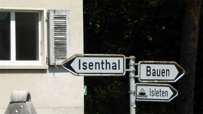 Nach Isenthal abbiegen