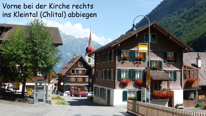 Zurück in Isenthal, nach rechts ins Chlital abbiegen