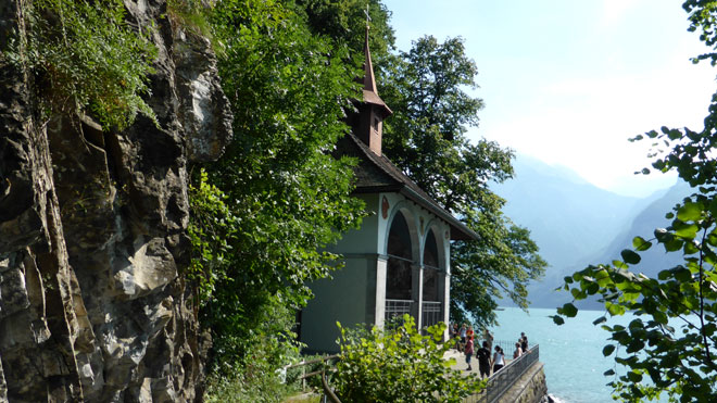 Besuch der Tellskapelle unten am Urnersee