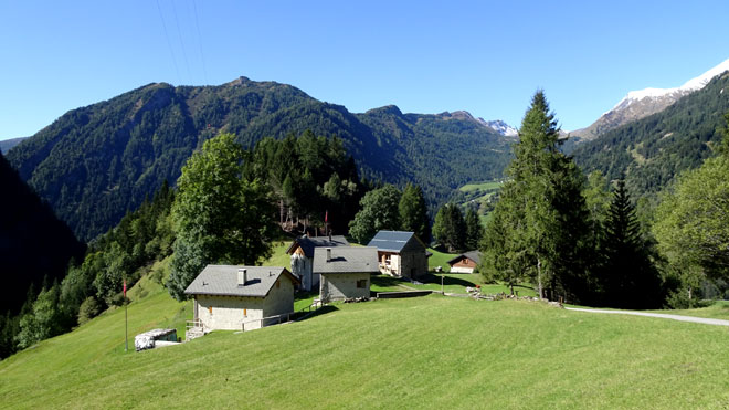 Nach Ghirone, bergwärts