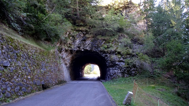 Nach Ghirone, bergwärts