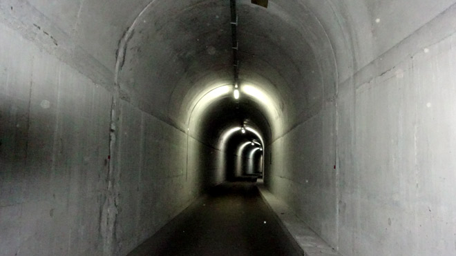 in der Staumauer