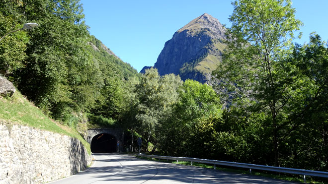 Richtung Campo Blenio, Luzzone