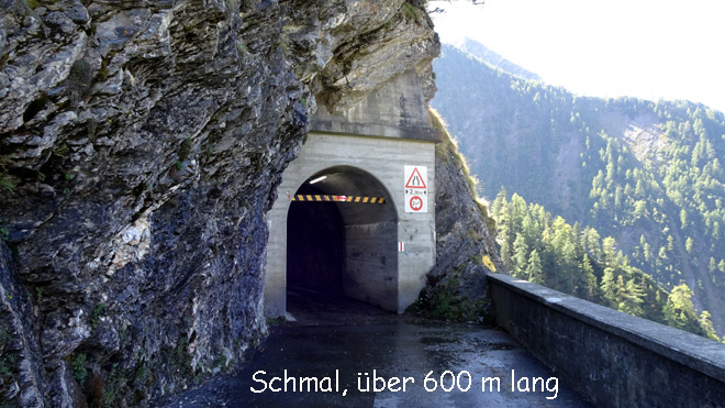 Tunnel, schmal und über 600 m lang