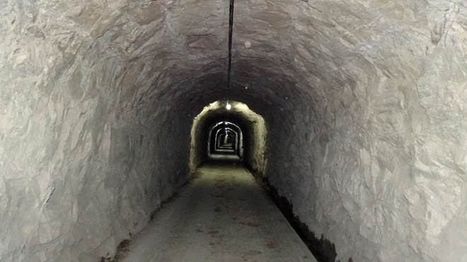 Zurück beim Tunnel!