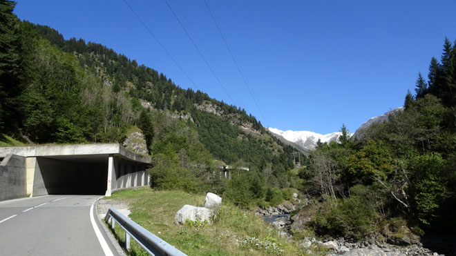 Richtung Campo Blenio, Luzzone