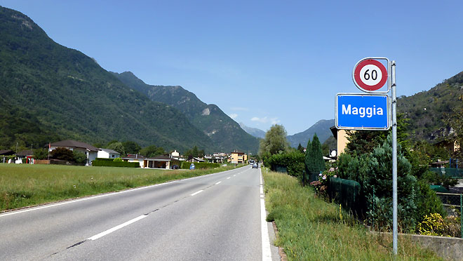 Ortschaft Maggia in Sicht
