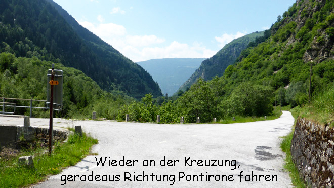 Kreuzung, geradeaus Richtung Pontirone fahren
